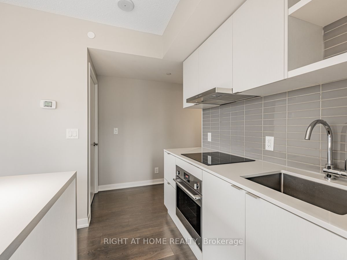 100 Harbour St, unit 3604 for rent