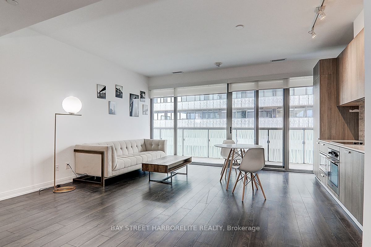 50 Charles St E, unit 4507 for rent