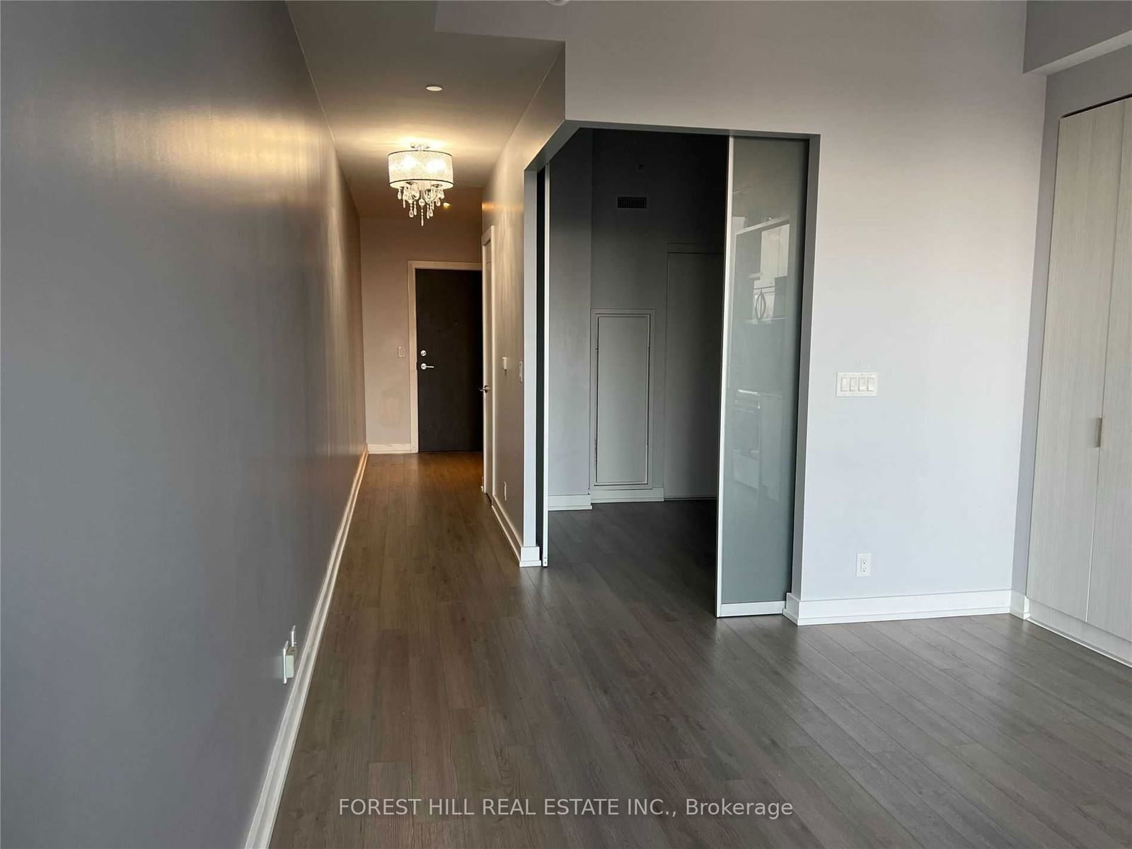 6 Parkwood Ave, unit 614 for rent