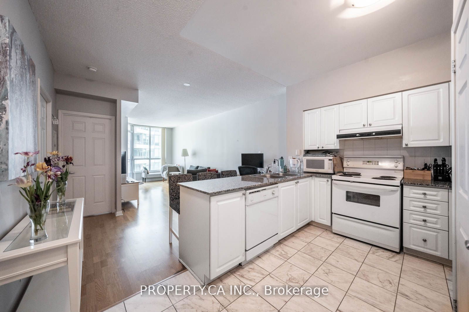 230 Queens Quay W, unit 1815 for sale