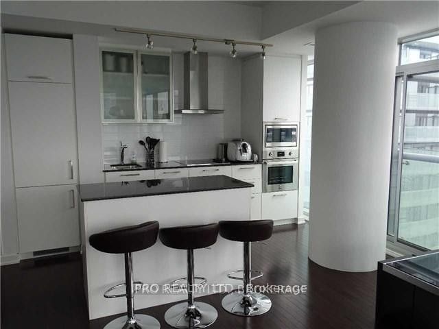 14 York St, unit 4708 for rent