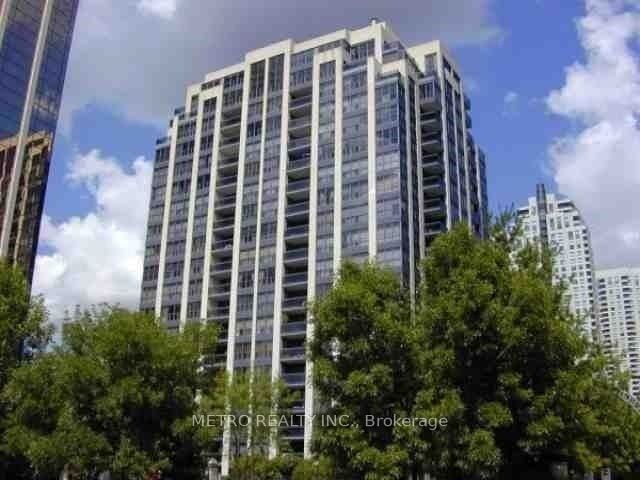 18 Hollywood Ave, unit 1708 for rent