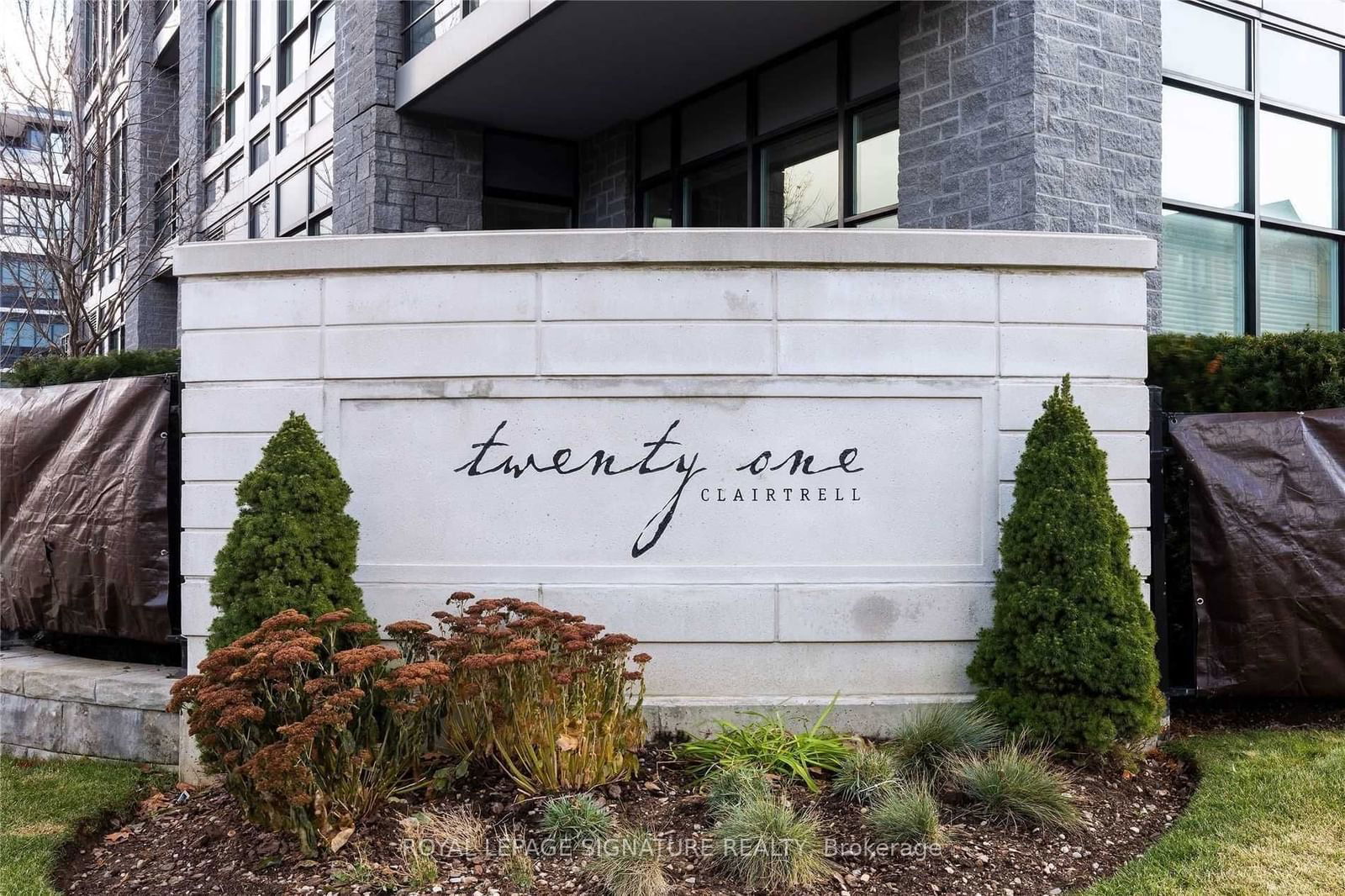 Twenty One Clairtrell Condos, North York, Toronto