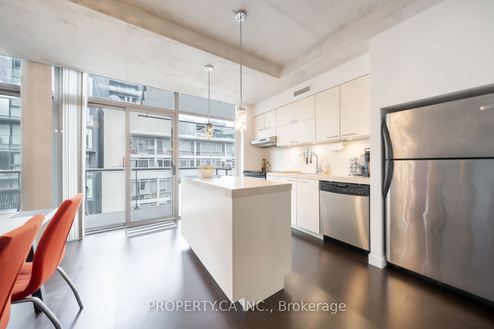 55 Stewart St, unit 817 for rent