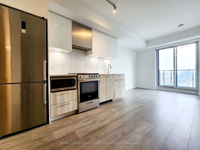 251 Jarvis St, unit 2315 for rent