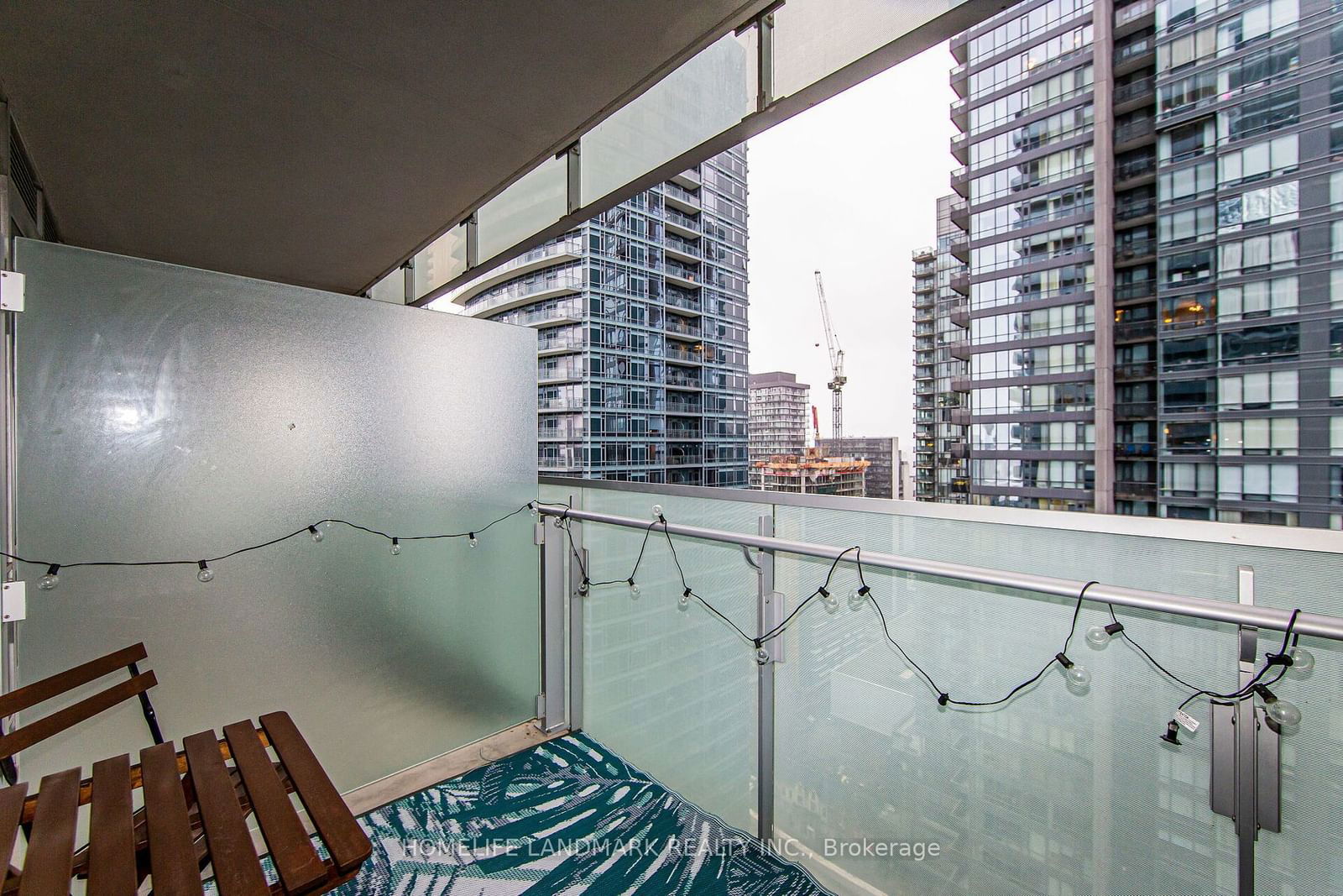 80 John St, unit 3007 for rent