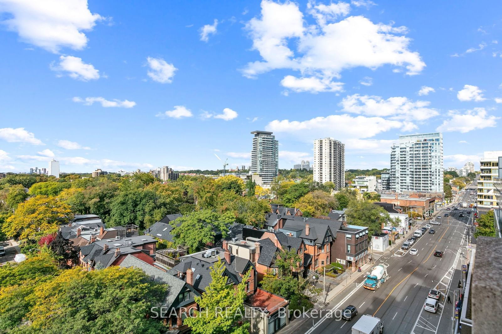 99 Avenue Rd, unit 1006 for sale