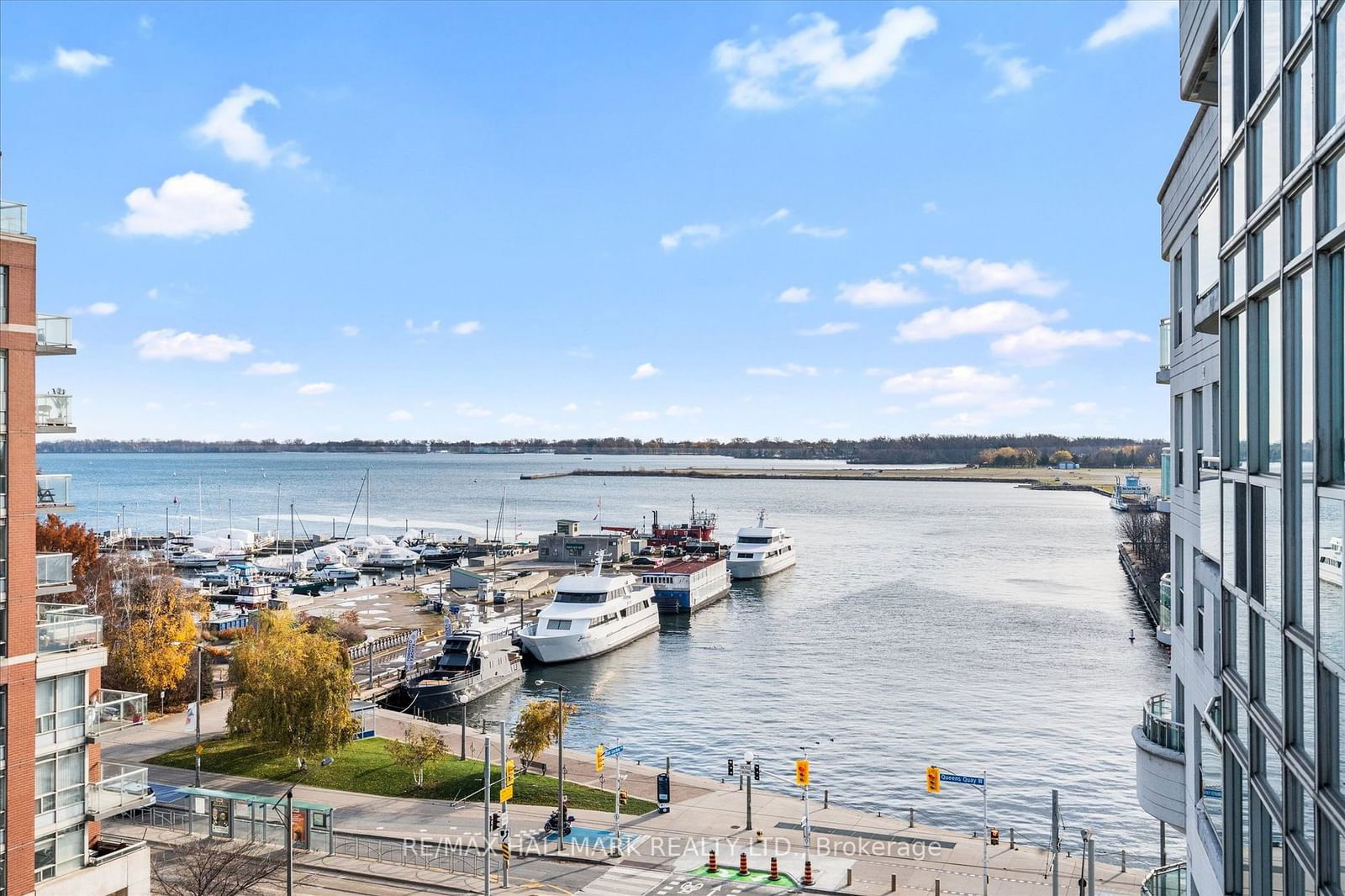 Queens Harbour, Downtown, Toronto