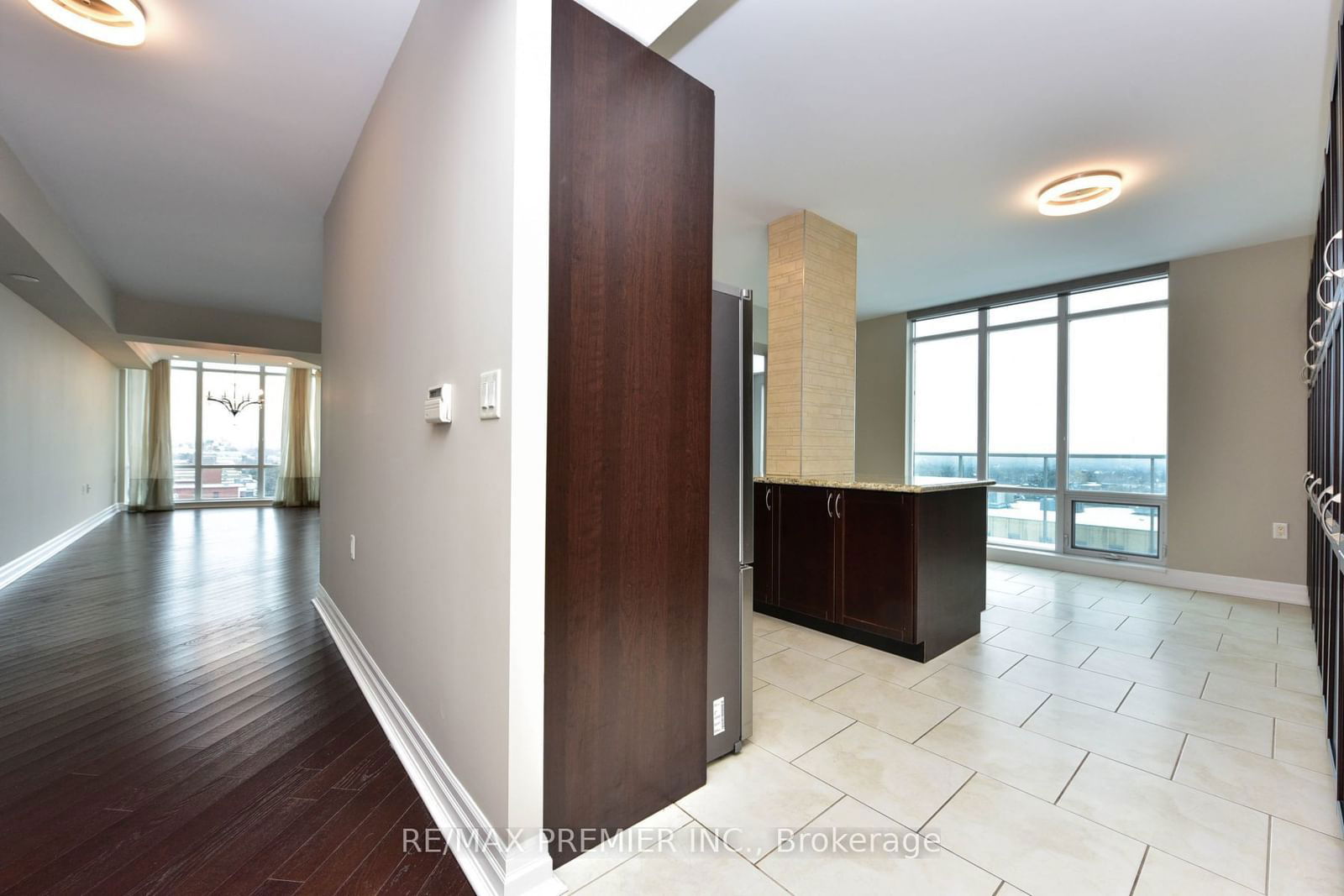 3840 Bathurst St, unit 803 for rent