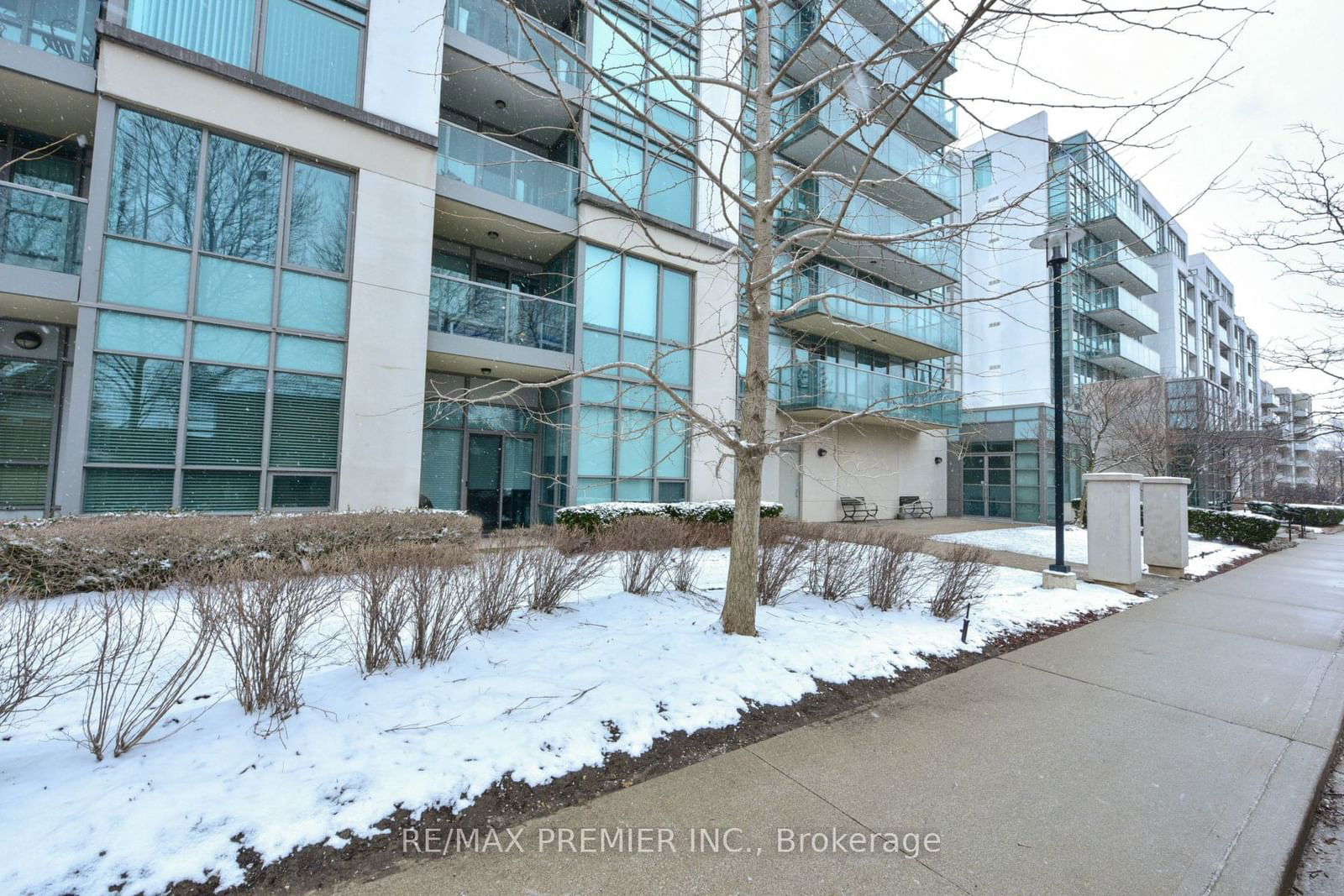 3840 Bathurst St, unit 803 for rent