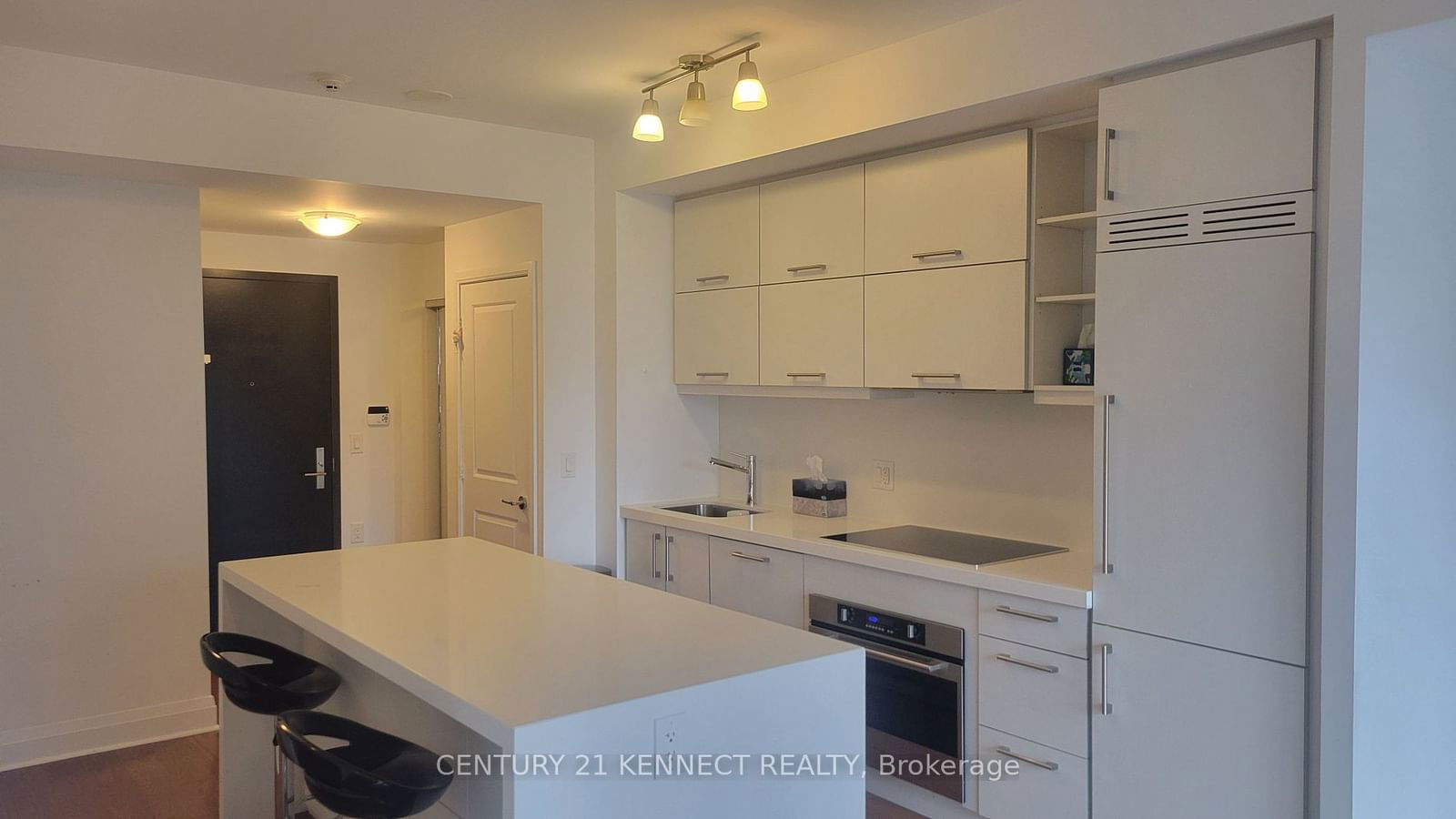 1080 Bay St, unit 1711 for rent