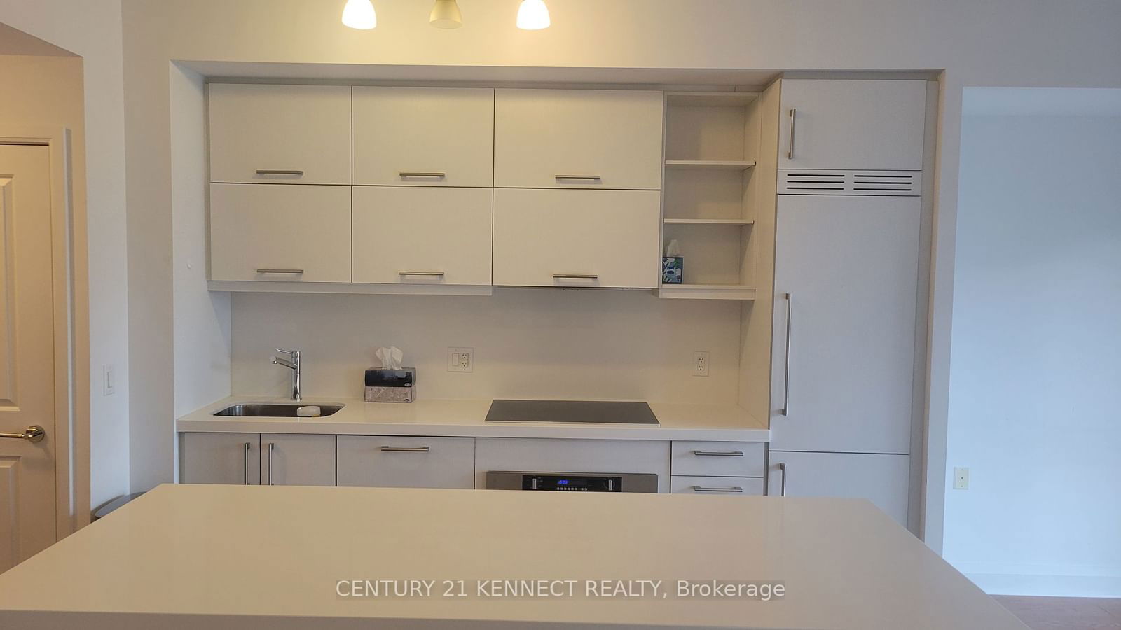 1080 Bay St, unit 1711 for rent