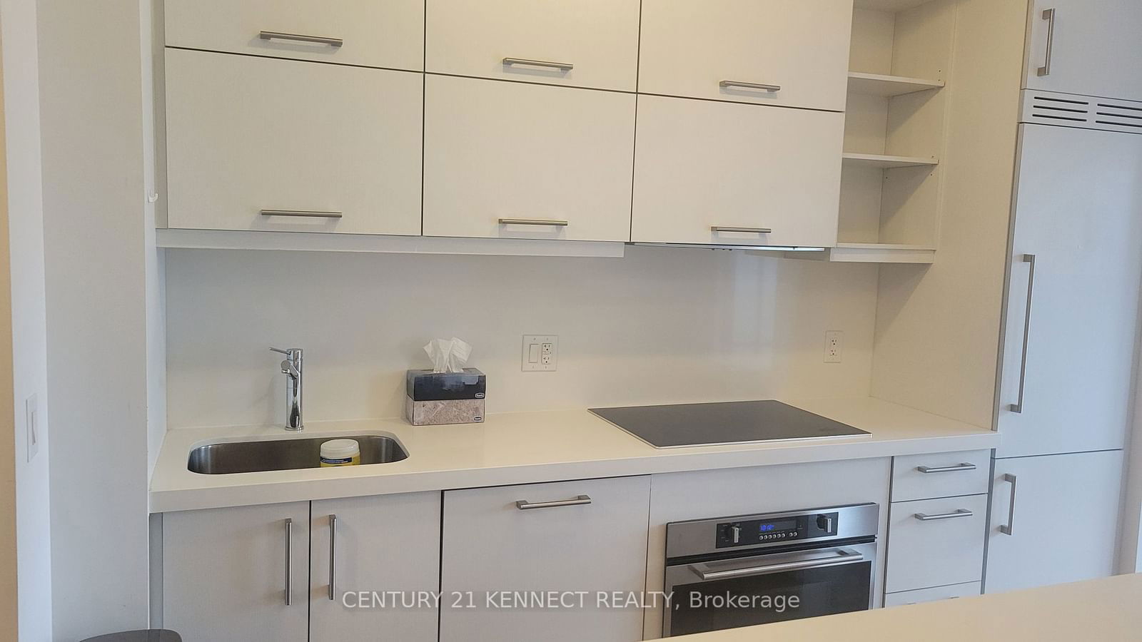 1080 Bay St, unit 1711 for rent