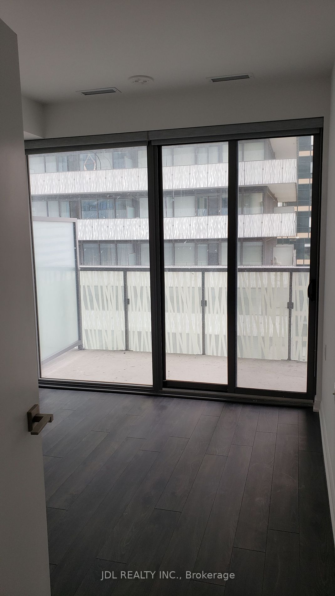 50 Charles St E, unit 2610 for rent