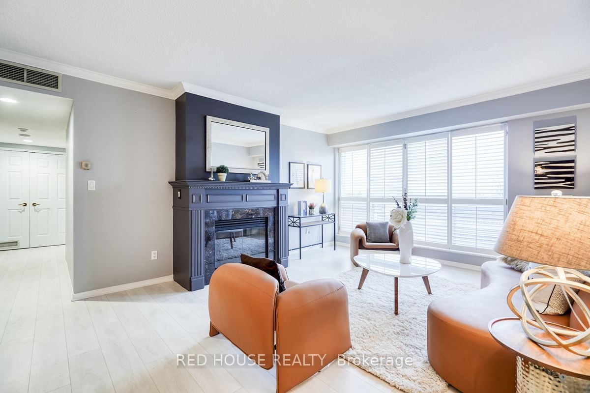 1818 Bayview Ave, unit 704 for sale