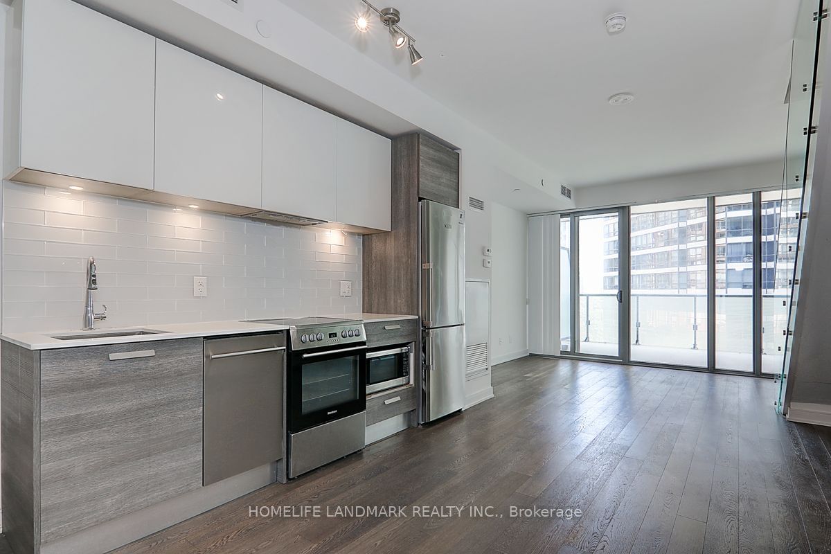 57 St Joseph St, unit 723 for rent