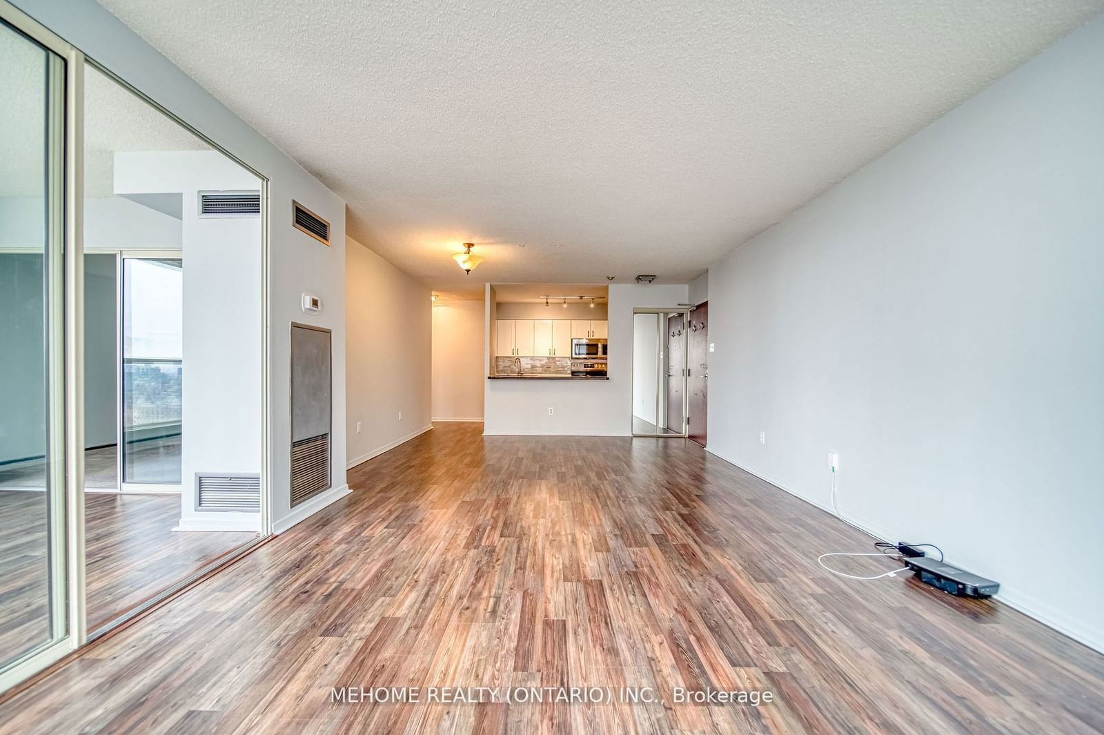 1055 Bay St, unit 2106 for rent