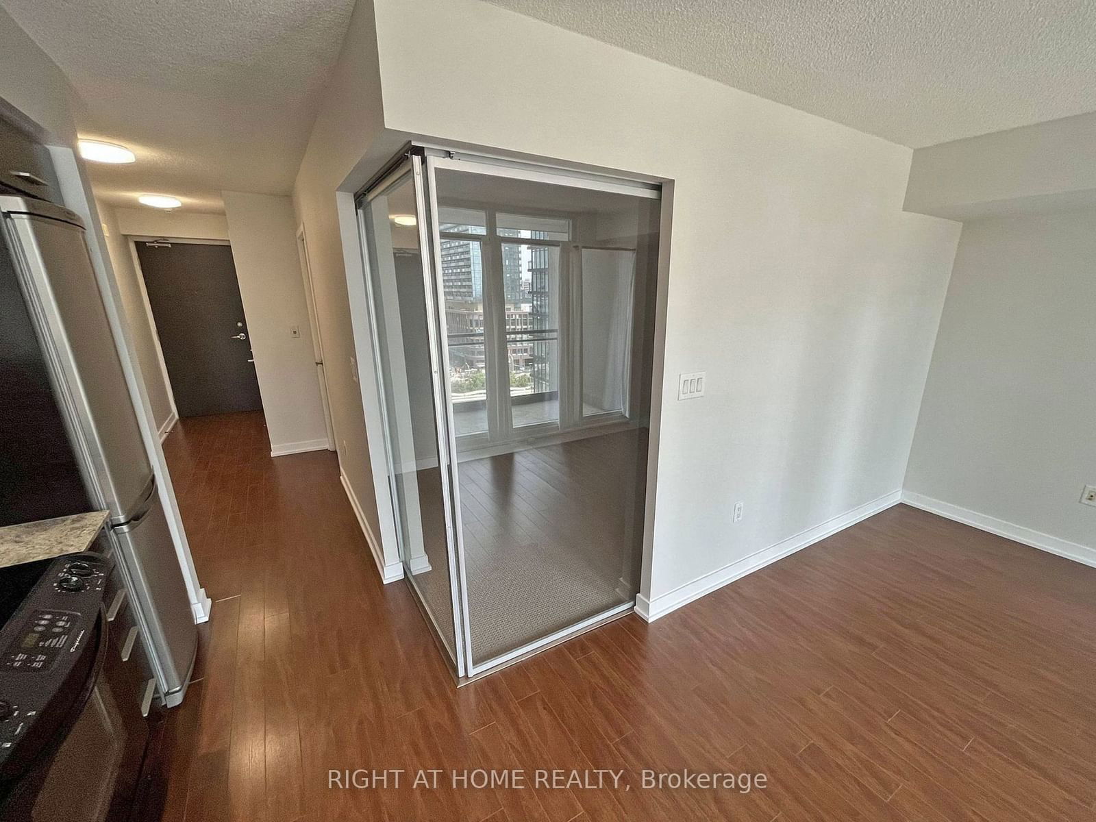 8 Telegram Mews, unit 1508 for rent