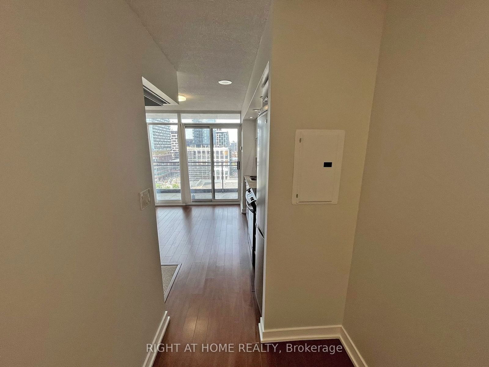 8 Telegram Mews, unit 1508 for rent