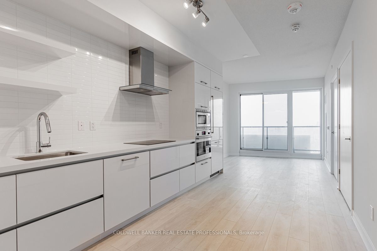 2221 Yonge St, unit 5304 for rent