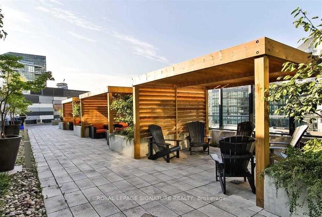 20 Bruyeres Mews, unit 212 for rent