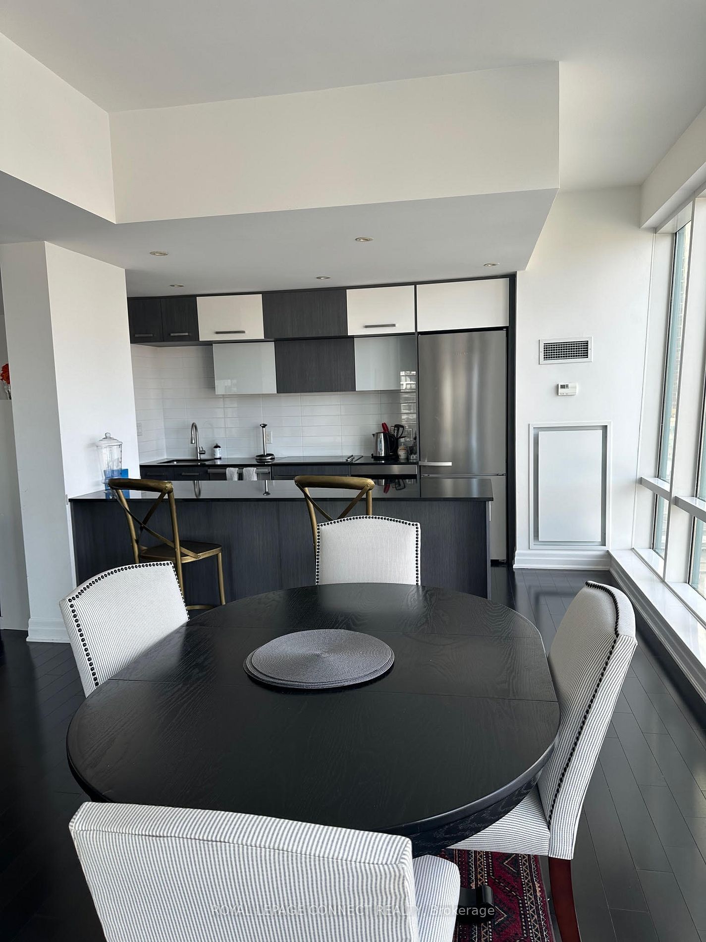 8 The Esplanade Way, unit 1207 for rent