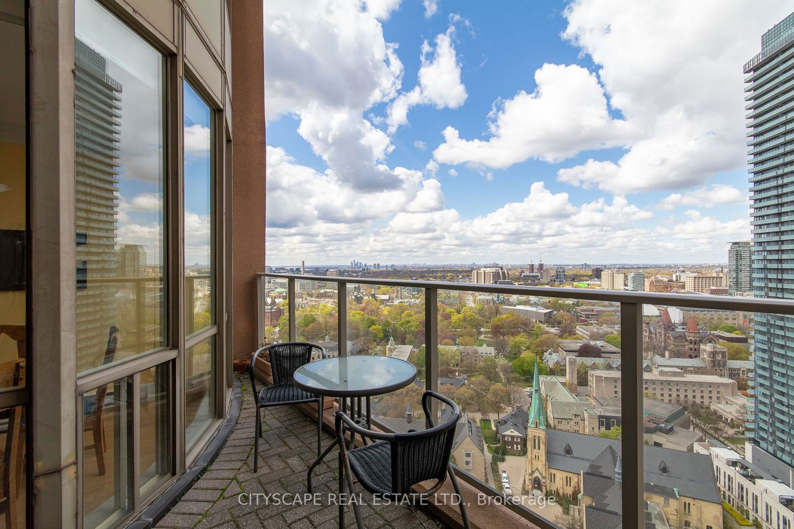 44 St. Joseph St, unit Ph2 for rent