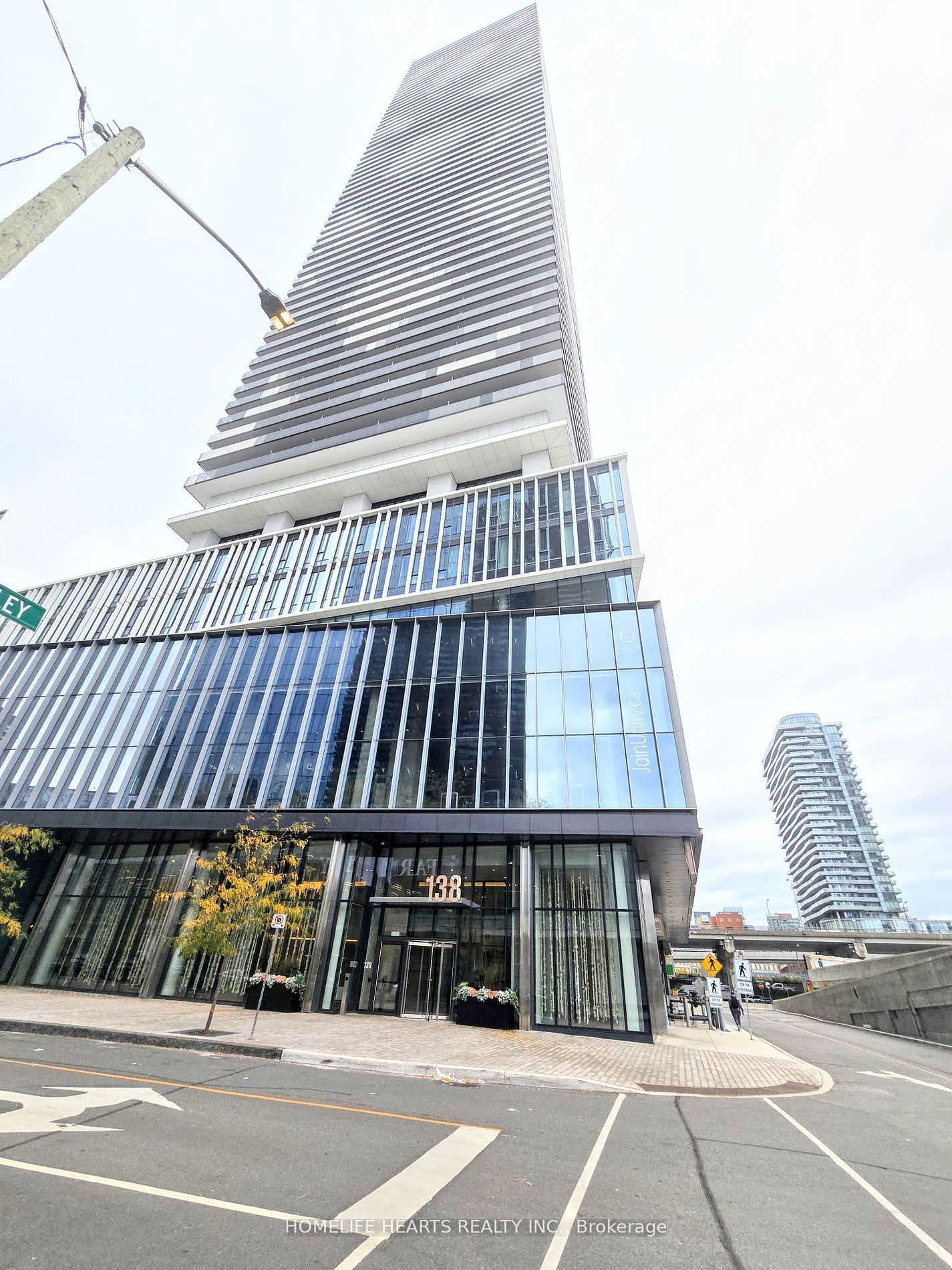 138 Downes St, unit 1706 for rent