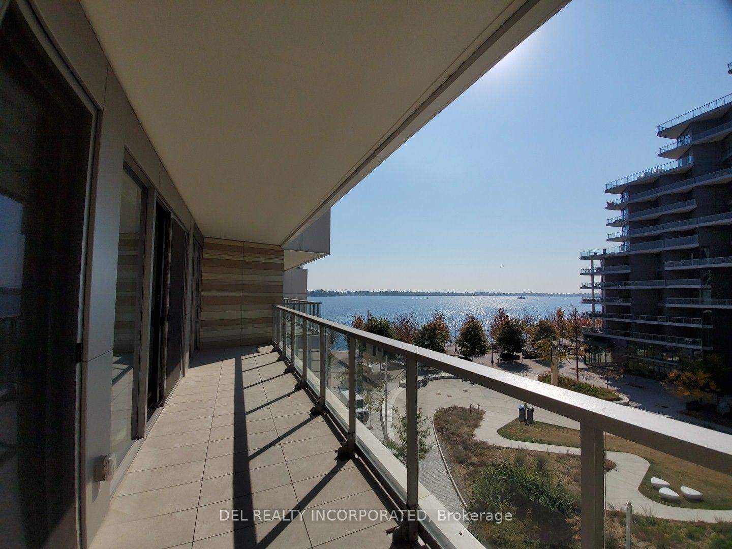 118 Merchants Wharf Ave, unit 403 for rent