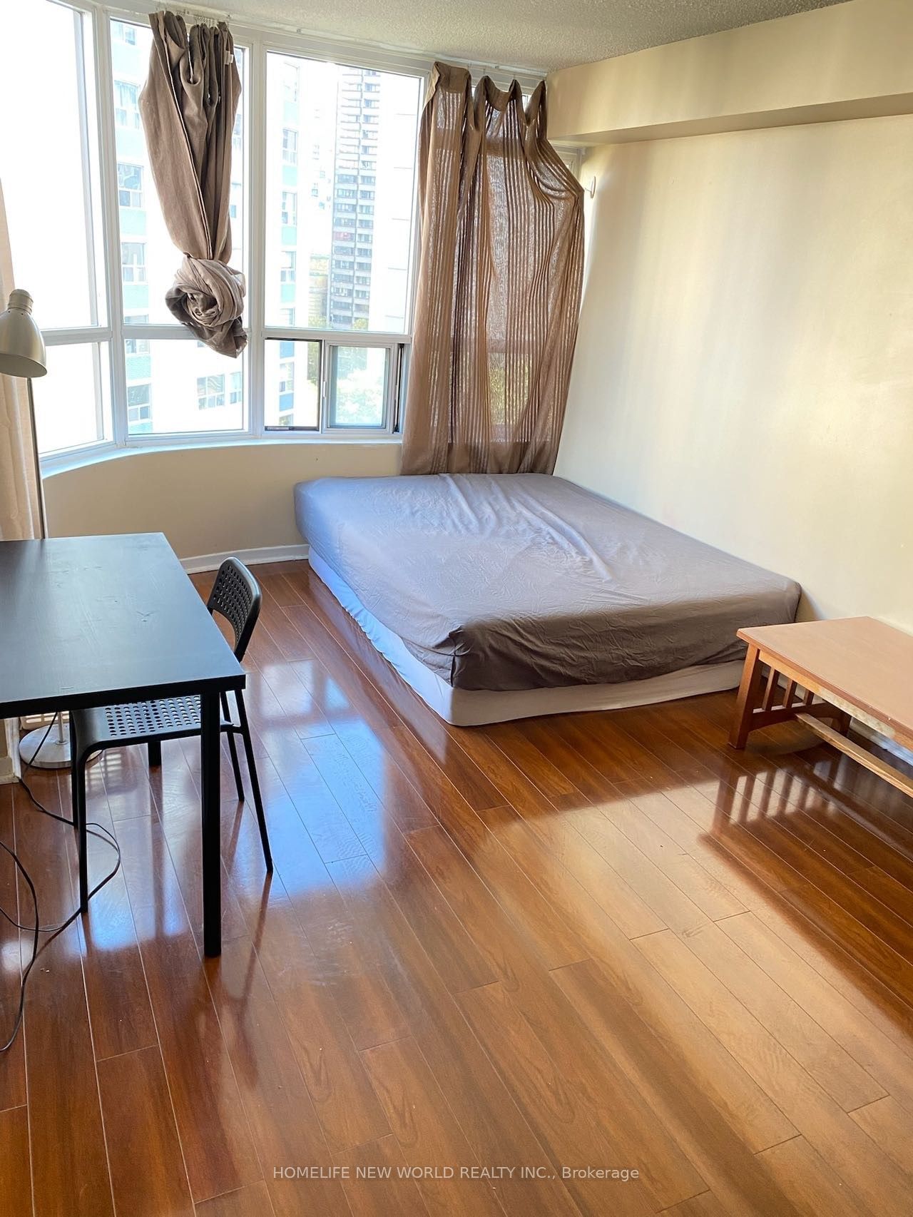 25 Maitland St, unit 901 for rent