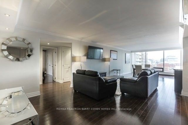 30 Wellington St E, unit 1204 for rent