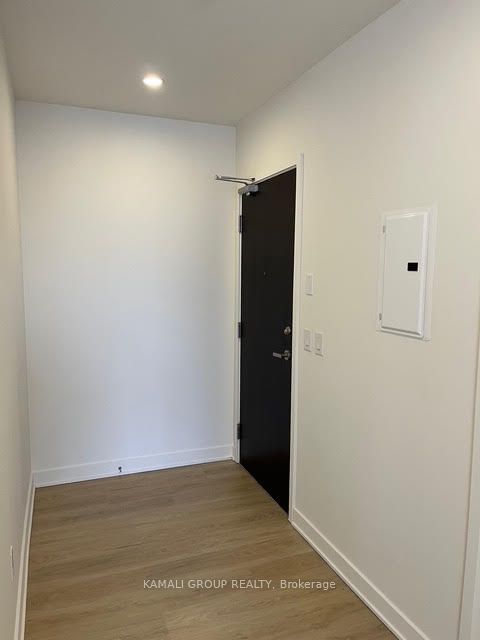 170 Sumach St, unit 427 for rent