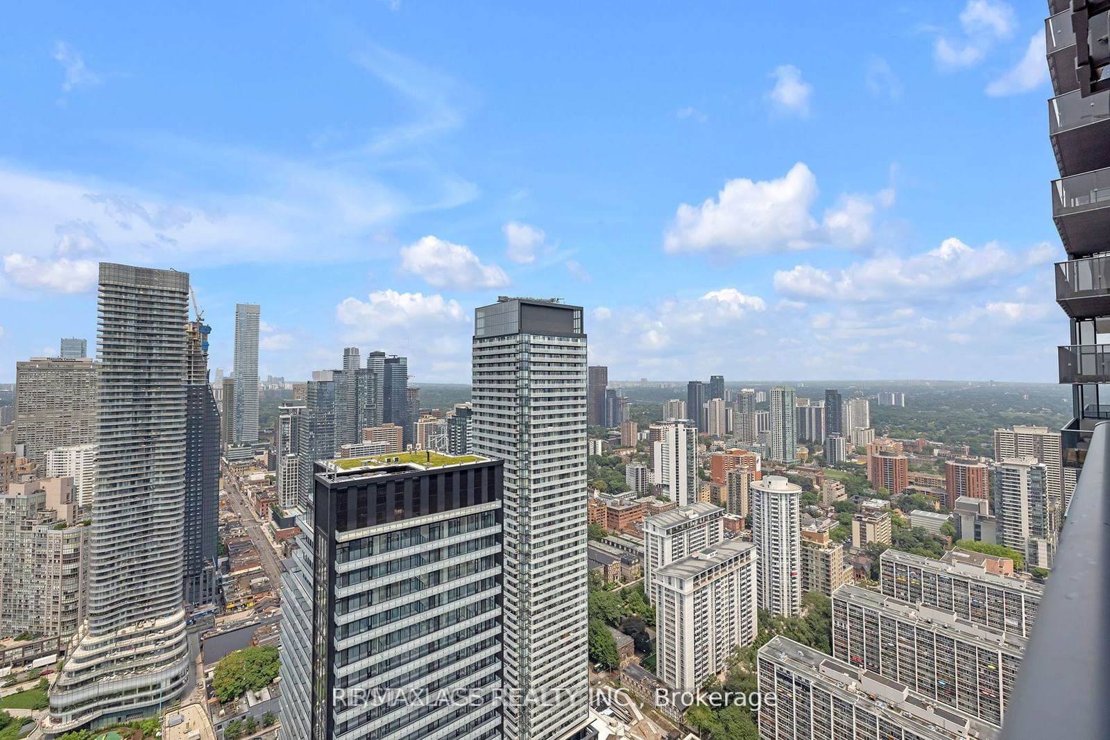 15 Grenville St, unit 4808 for rent