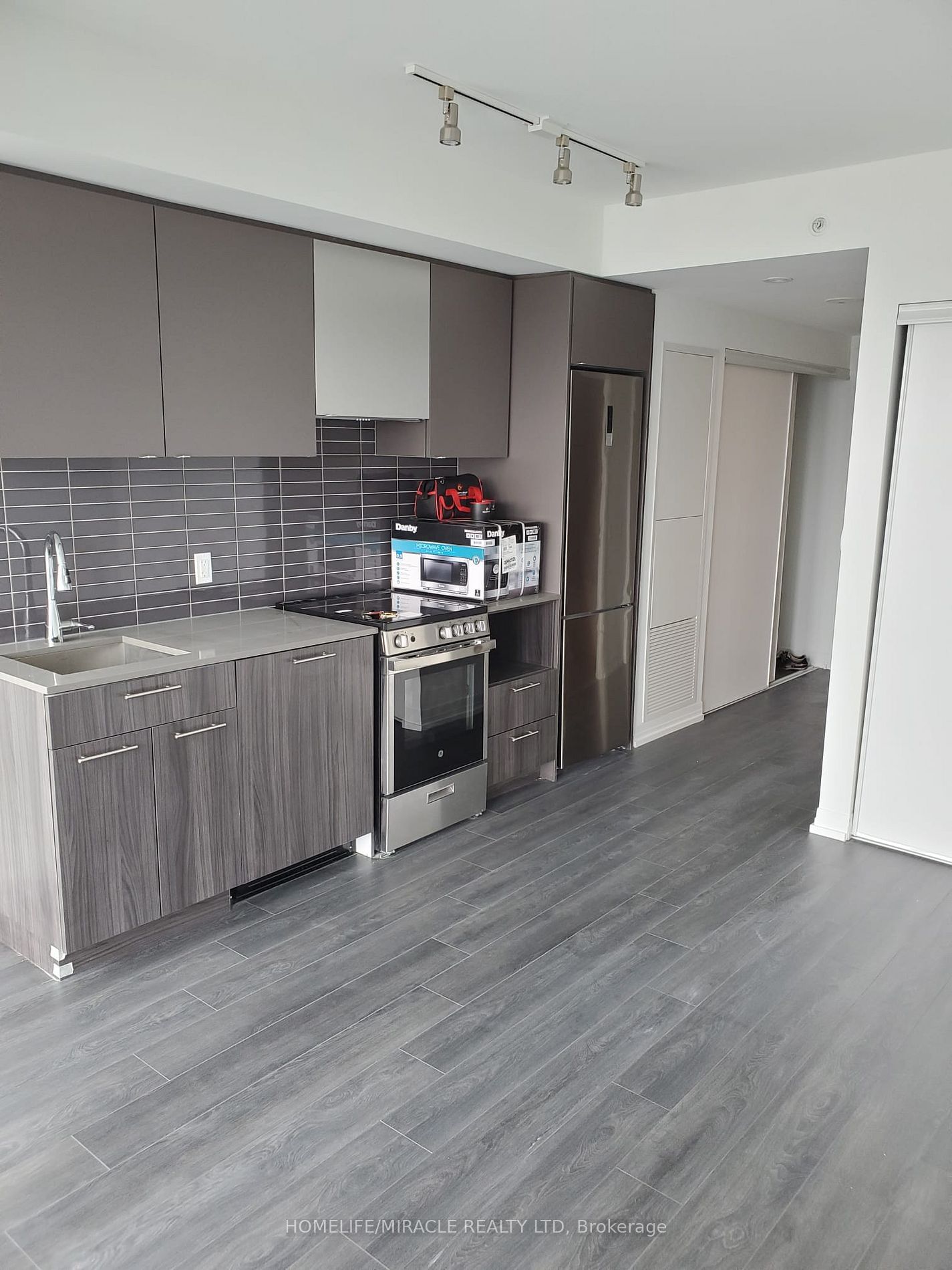 251 Jarvis St, unit 4511 for rent