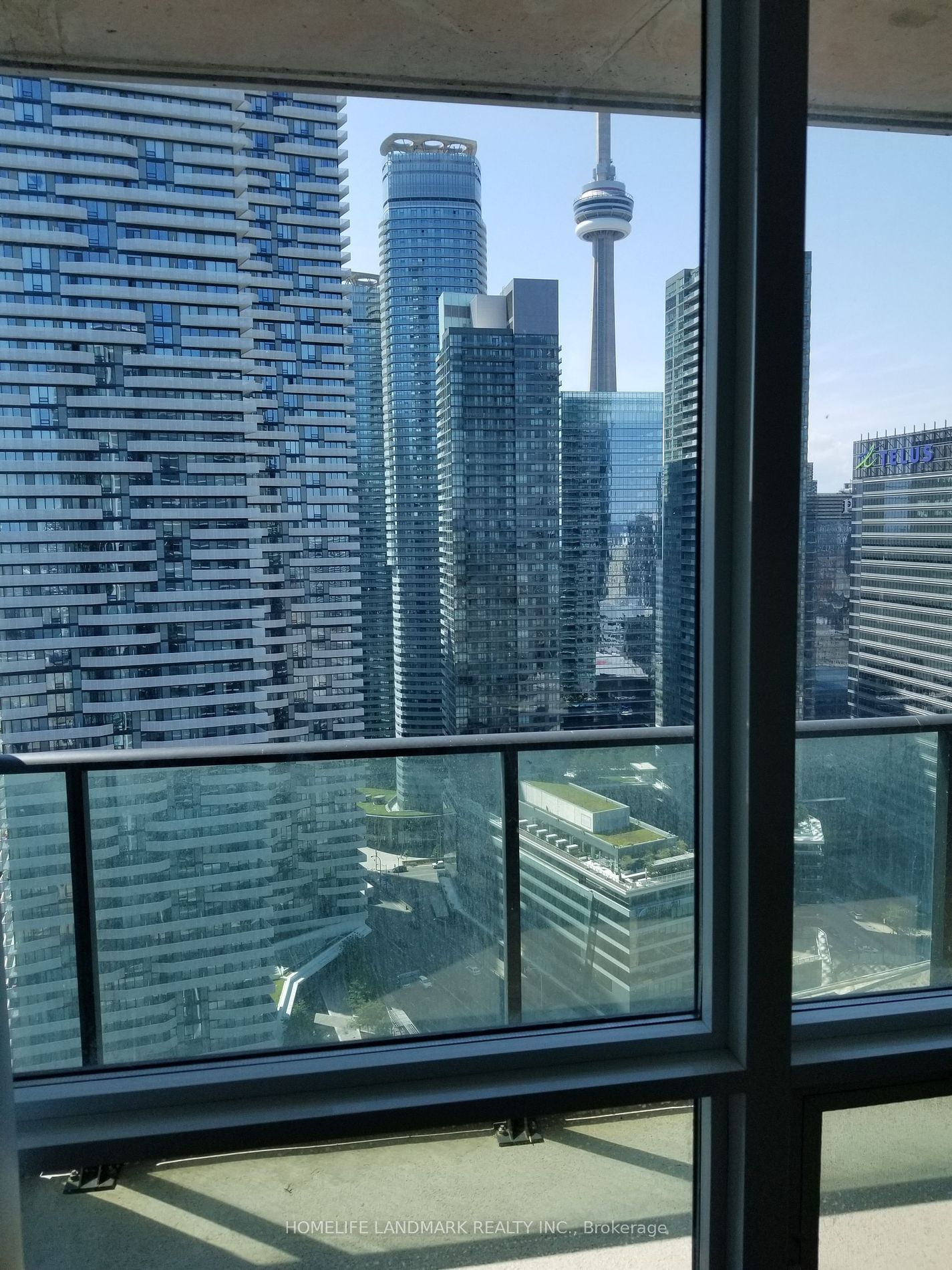 33 Bay St, unit 3813 for sale