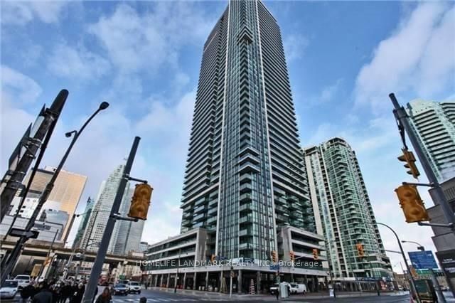 33 Bay St, unit 3813 for sale