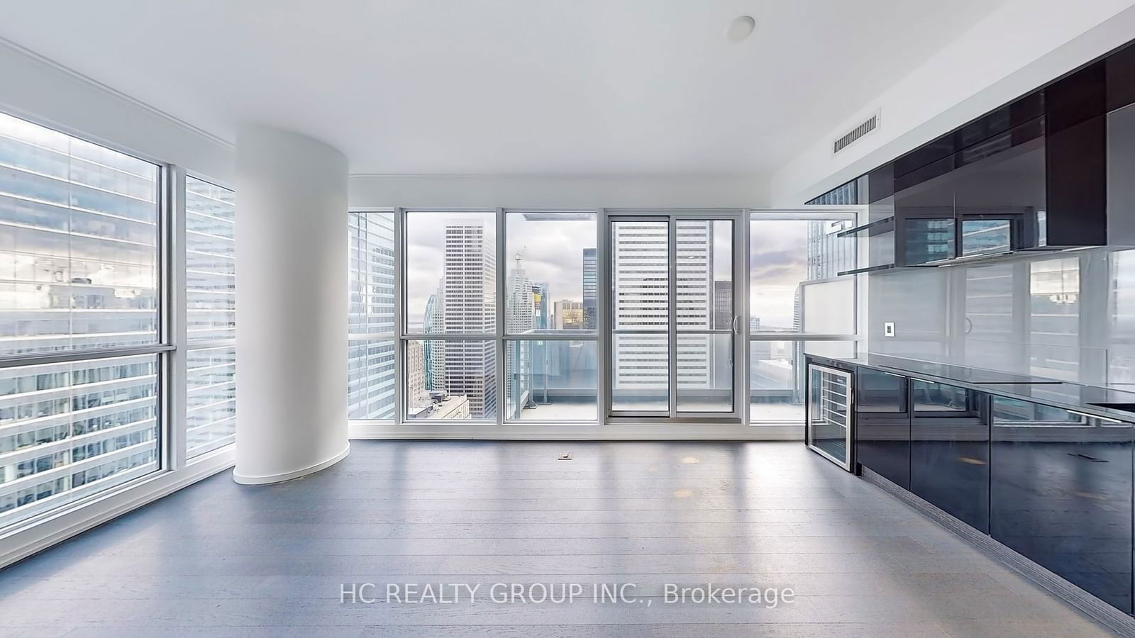 70 Temperance St, unit 5206 for sale