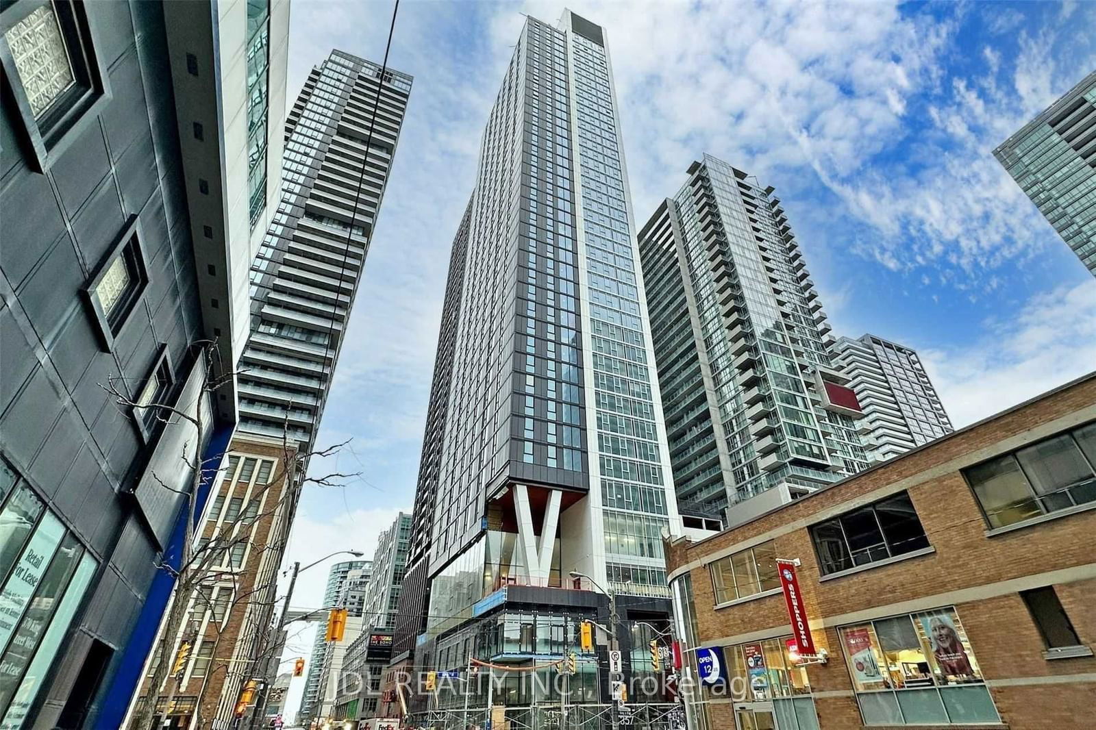 357 King St W, unit 2806 for rent