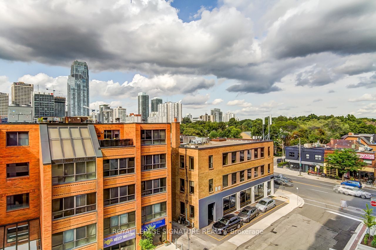 23 Glebe Rd W, unit 419 for rent