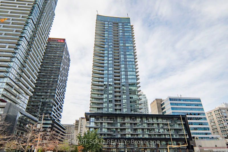 30 Roehampton Ave, unit 1210 for sale