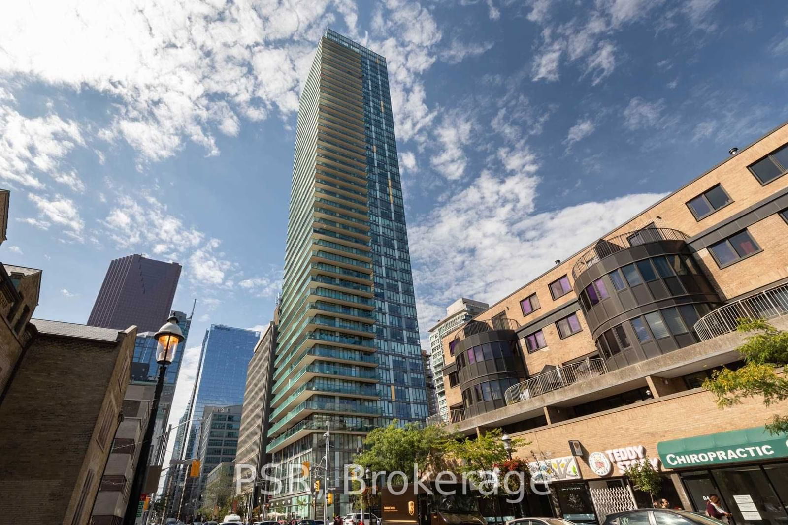 33 Lombard St, unit 2201 for rent