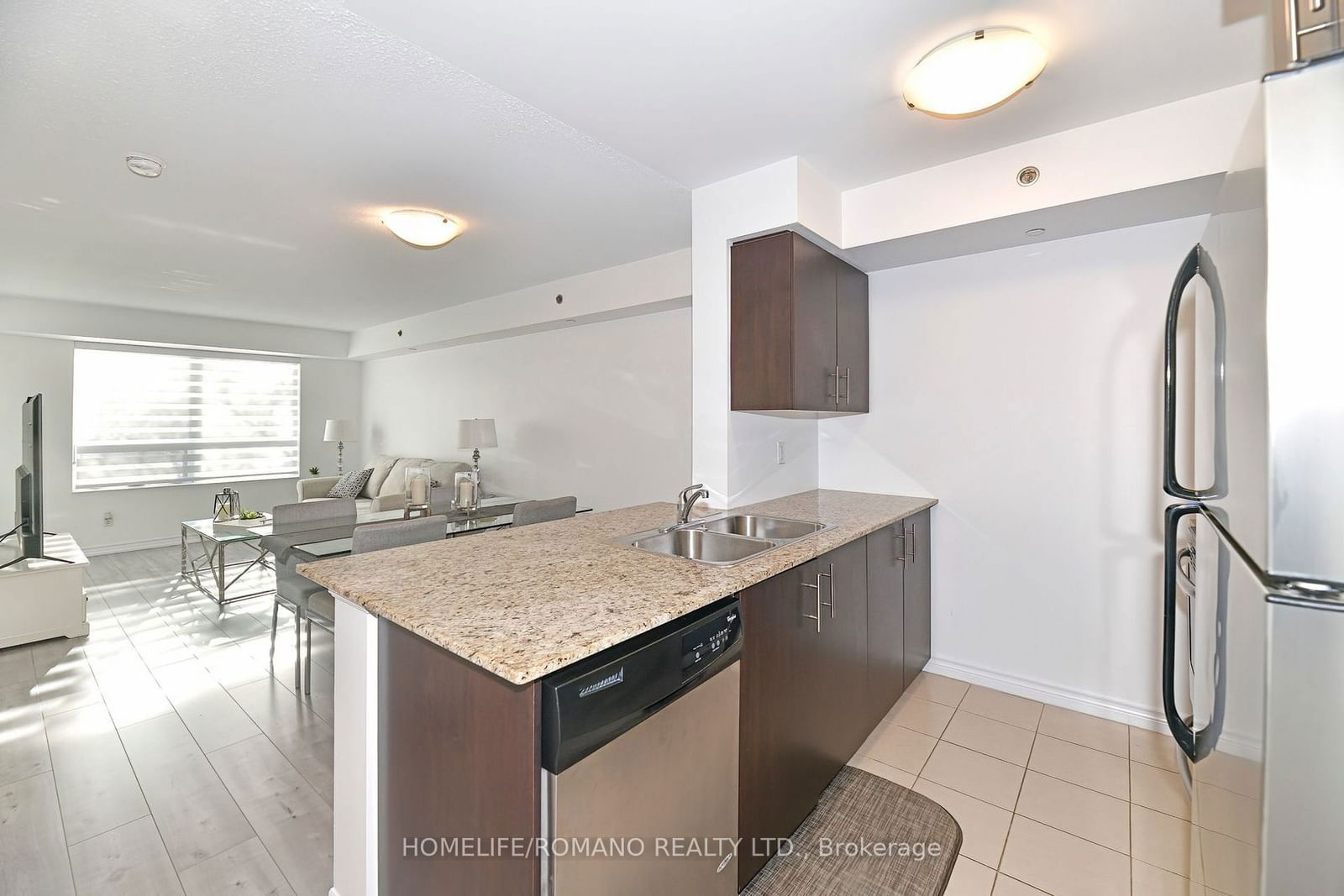 35 Saranac Blvd, unit 427 for sale