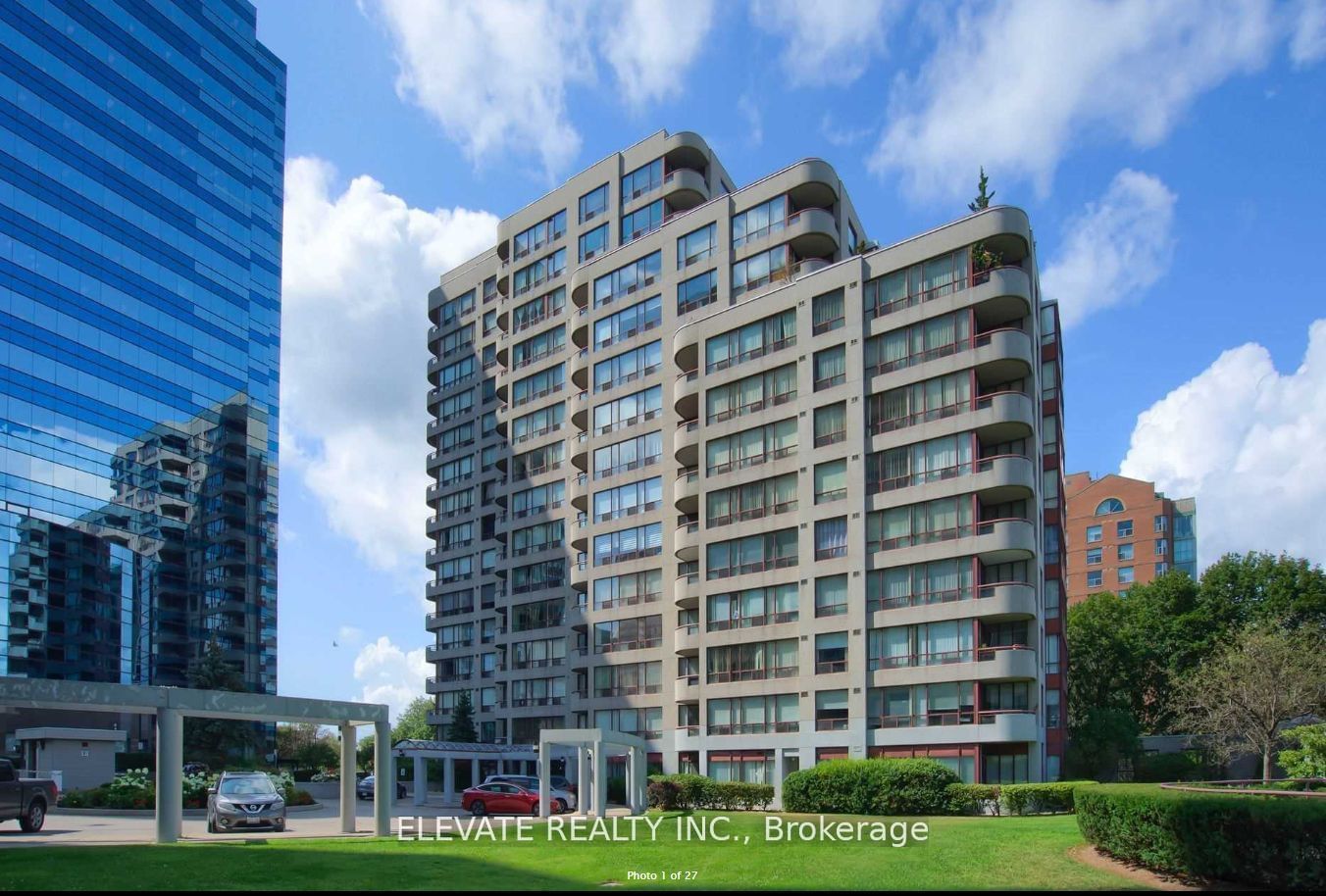 5785 Yonge St, unit 607 for rent