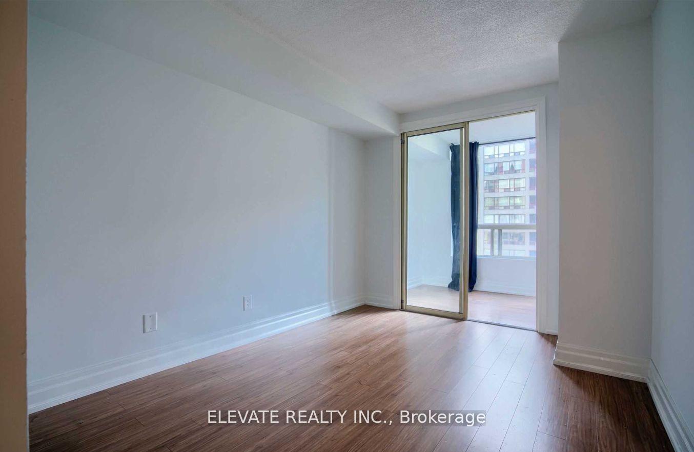 5785 Yonge St, unit 607 for rent