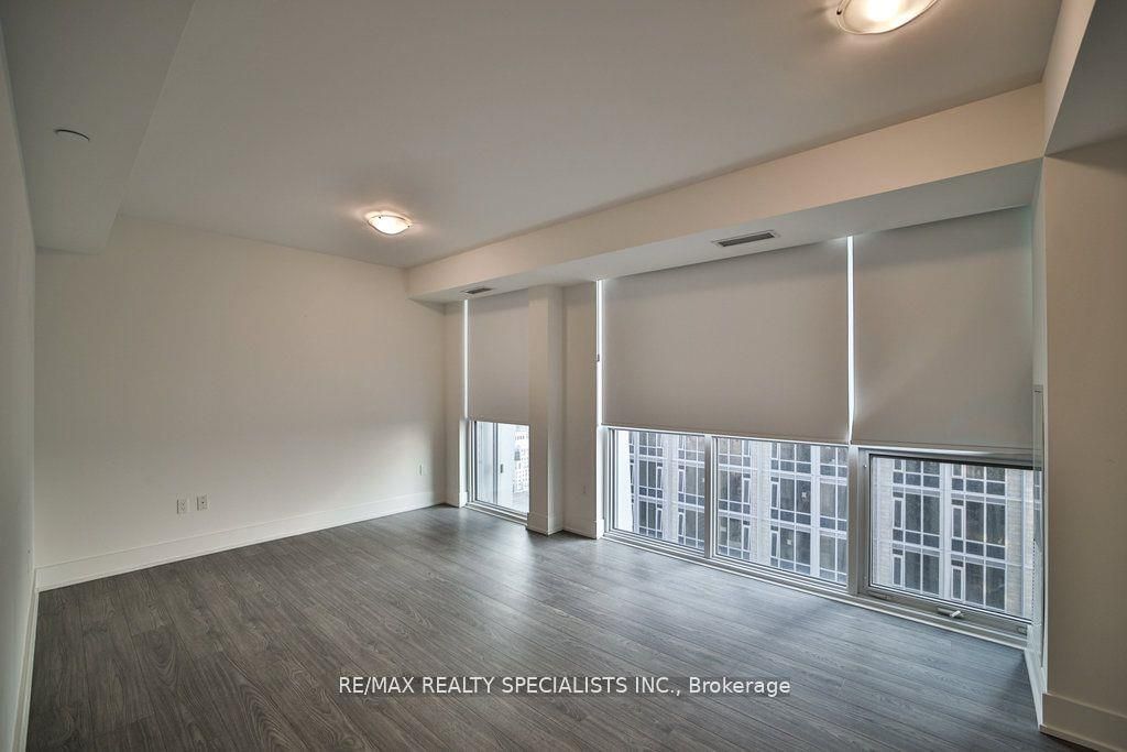 1 Yorkville Ave, unit 5102 for rent