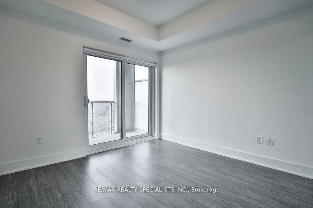 1 Yorkville Ave, unit 5102 for rent