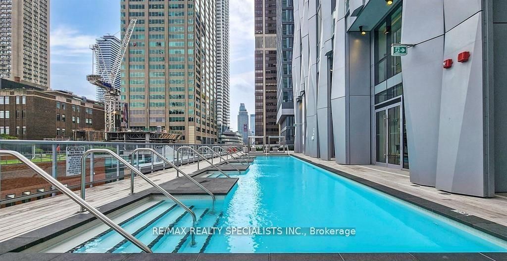 1 Yorkville Ave, unit 5102 for rent