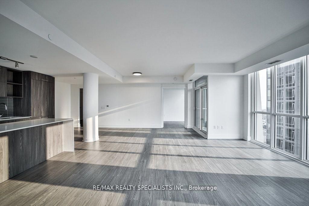 1 Yorkville Ave, unit 5102 for rent