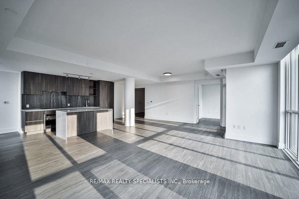 1 Yorkville Ave, unit 5102 for rent