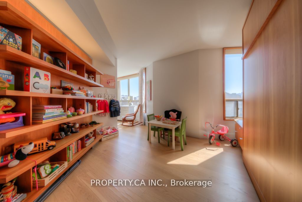 160 Frederick St, unit 505 for rent